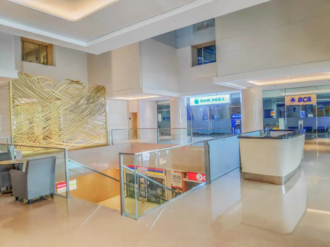 lobby_dpn3-f9b0b-3130_148-twebp80